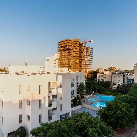Breathtaking Balcony Views From This Vacation Home On Top Of The World * Limisso
